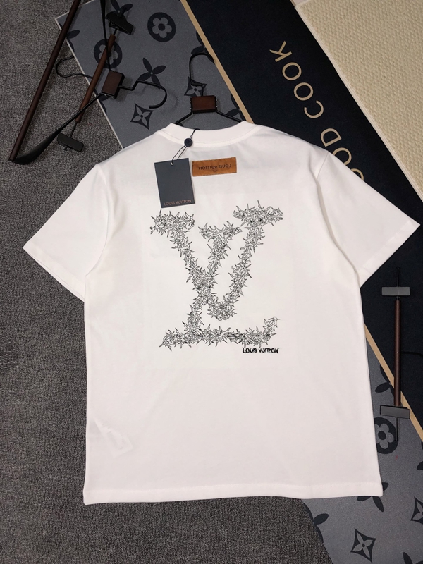 ブランドTシャツ角部分ディテール